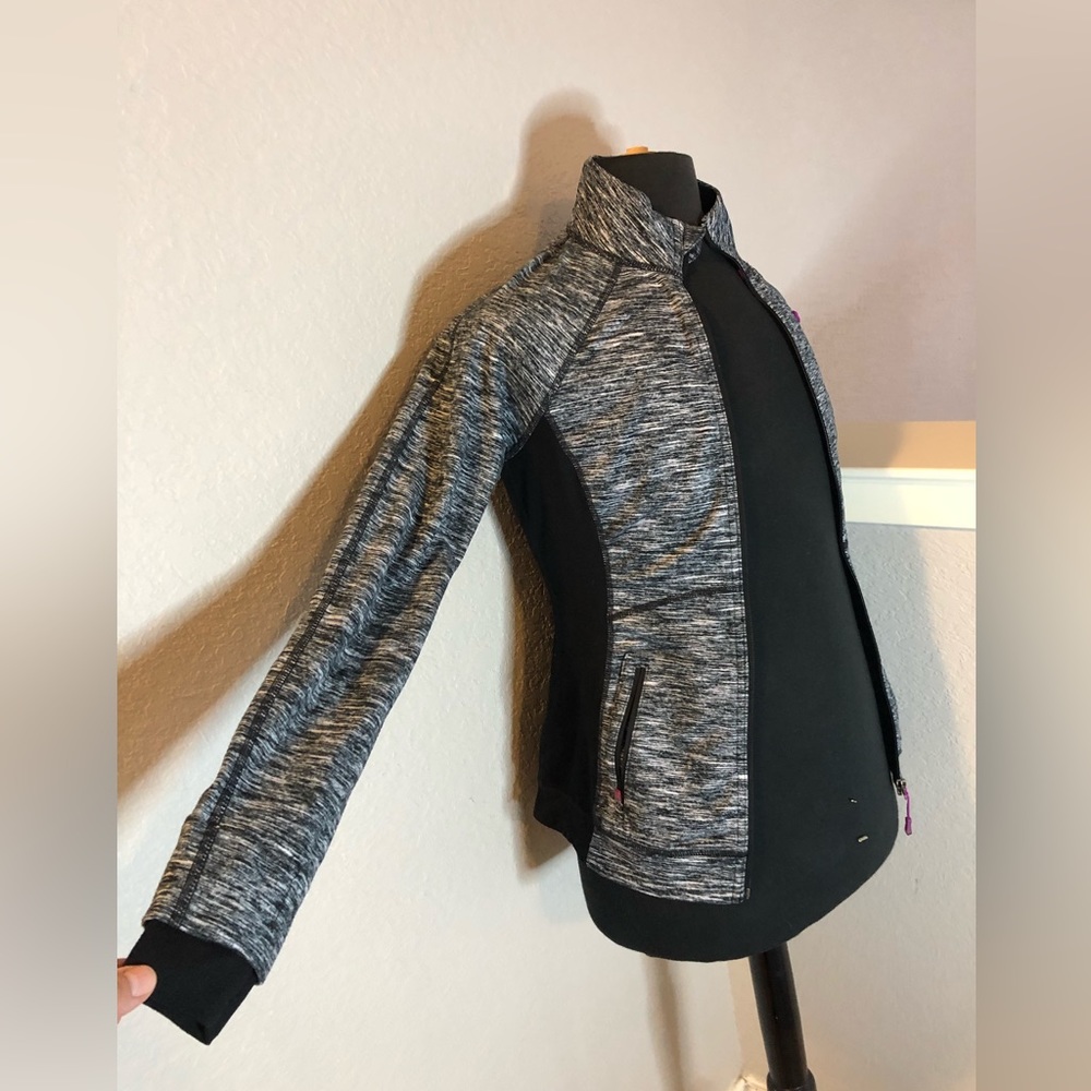 Tangerine black/grey/white Small Athletic jacket